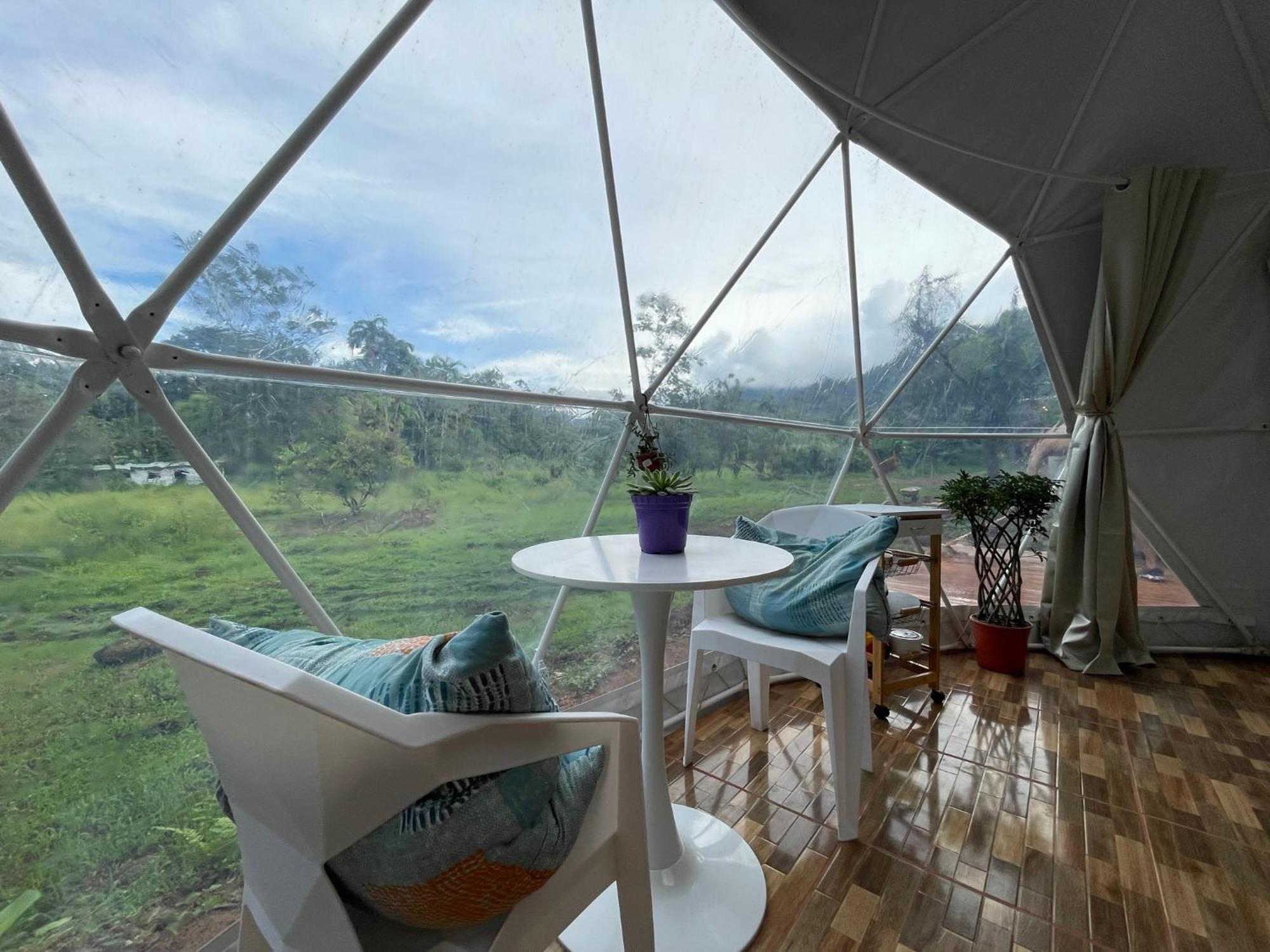 La Comarca River Glamping Dome Near Manuel Antonio Bagian luar foto